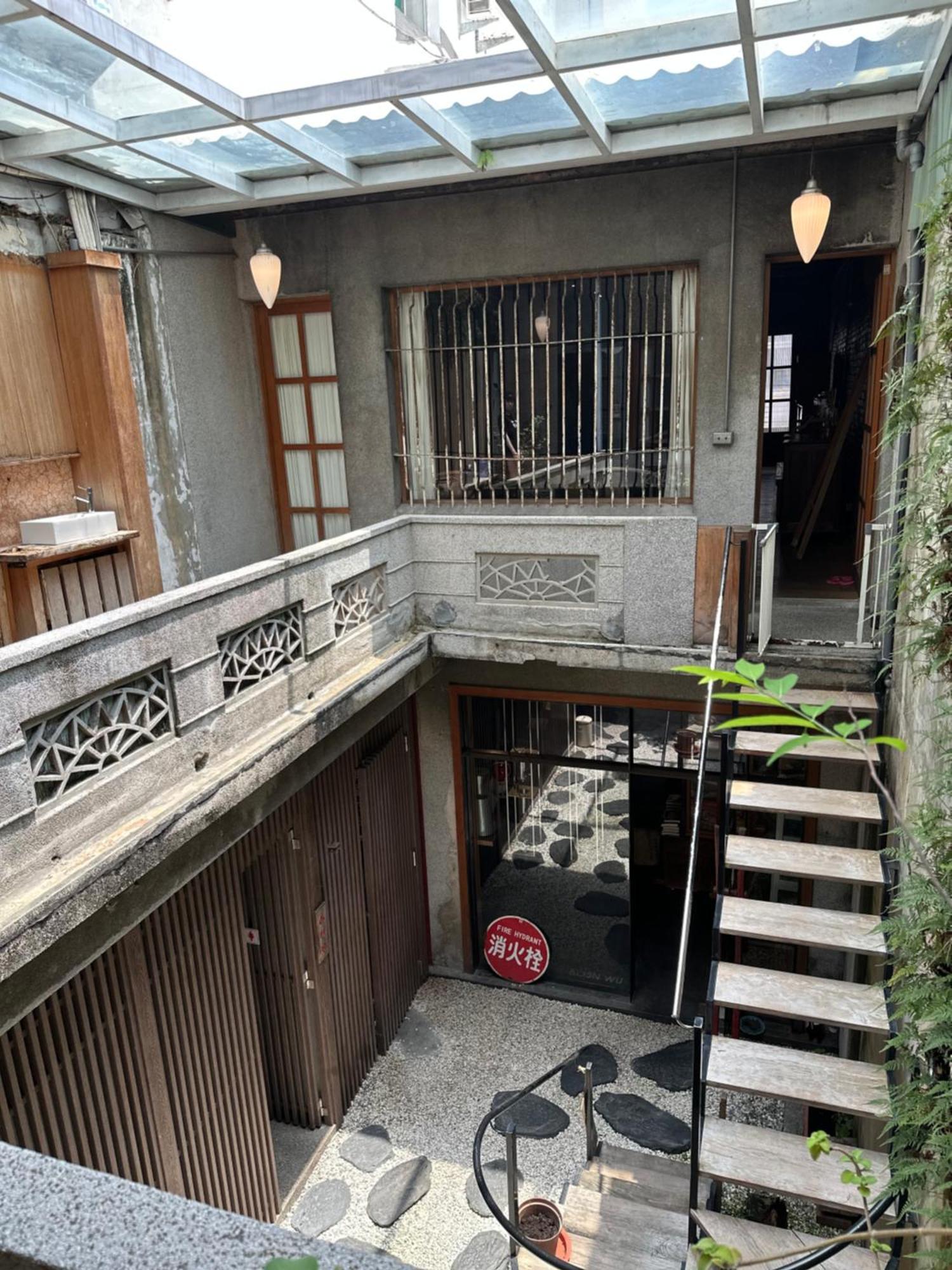 和寂百年天井老房子包棟民宿wabisabi Japanese Entire Home Тайнан Екстериор снимка