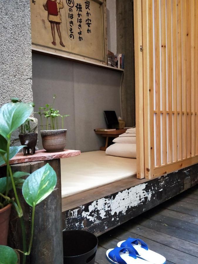 和寂百年天井老房子包棟民宿wabisabi Japanese Entire Home Тайнан Екстериор снимка
