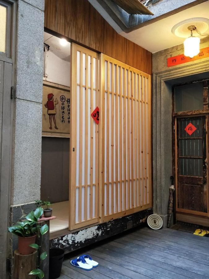 和寂百年天井老房子包棟民宿wabisabi Japanese Entire Home Тайнан Екстериор снимка